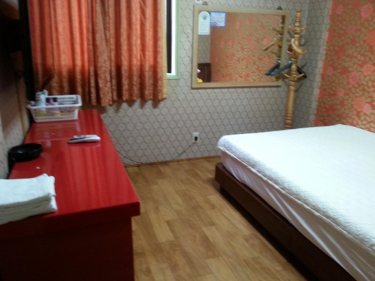 Jeju Brd Hotel Bagian luar foto
